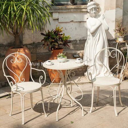 Coffee shop and milk tea store tables and chairs, balcony wrought iron table and chair set, three-piece minimalist courtyard indoor leisure gardening table