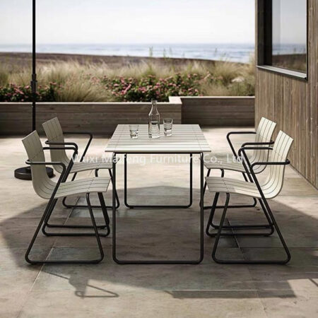Simple Outdoor Aluminum Table And Chair Set Waterproof Sun Resistant For Courtyard Cafe Villa Camping Style Leisure Furniture