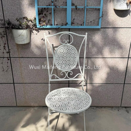 Nordic Minimalist Backrest Stool Wrought Iron Folding Dining Chair Viral Single Chair Photo Prop for Clothing Store